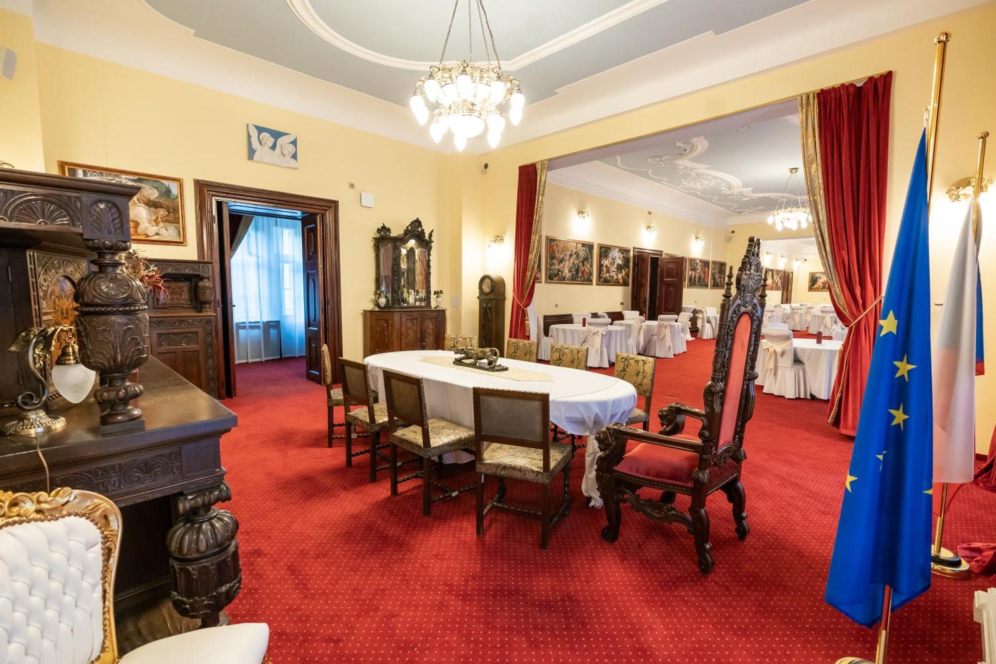 Zamek D'Este Chlum u Trebone Extérieur photo