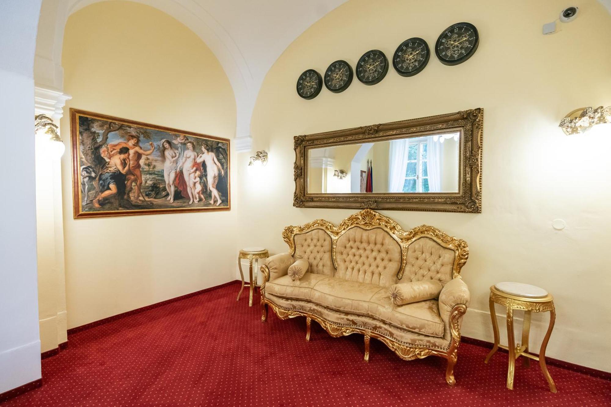 Zamek D'Este Chlum u Trebone Extérieur photo